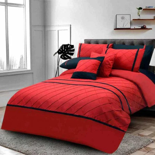 Pinch Pleated Duvet Set - Red and Black