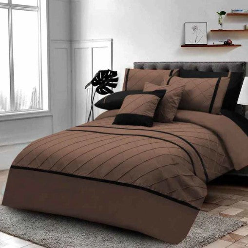 Pinch Pleated Duvet Set - Brown & Black